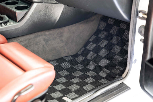 BMW E30 3-Series P2M Race Car Flag Checkered Floor Mats