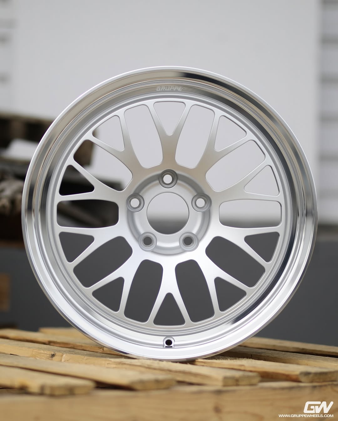 Gruppe Wheels CS10R Forged