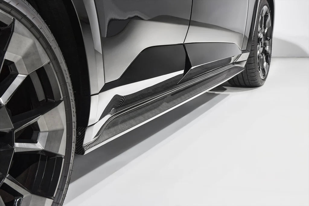 BMW G09 XM 3D Design Carbon Fiber Side Skirts