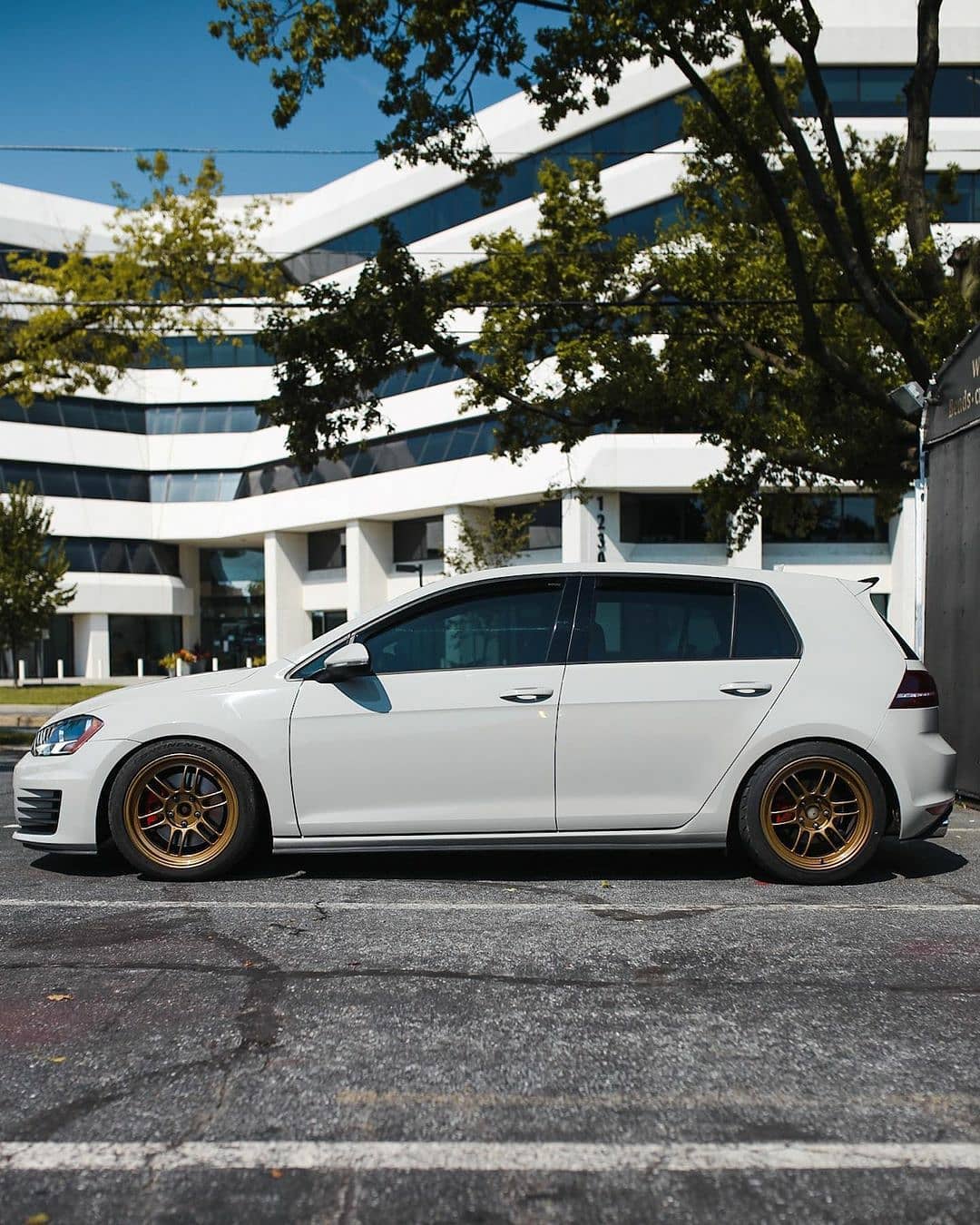 Volkswagen Motorsport Hardware Wheel Studs & Conversion Kits