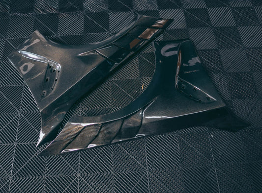 GTR style carbon fiber vented fenders for BMW G8X M3 and M4.