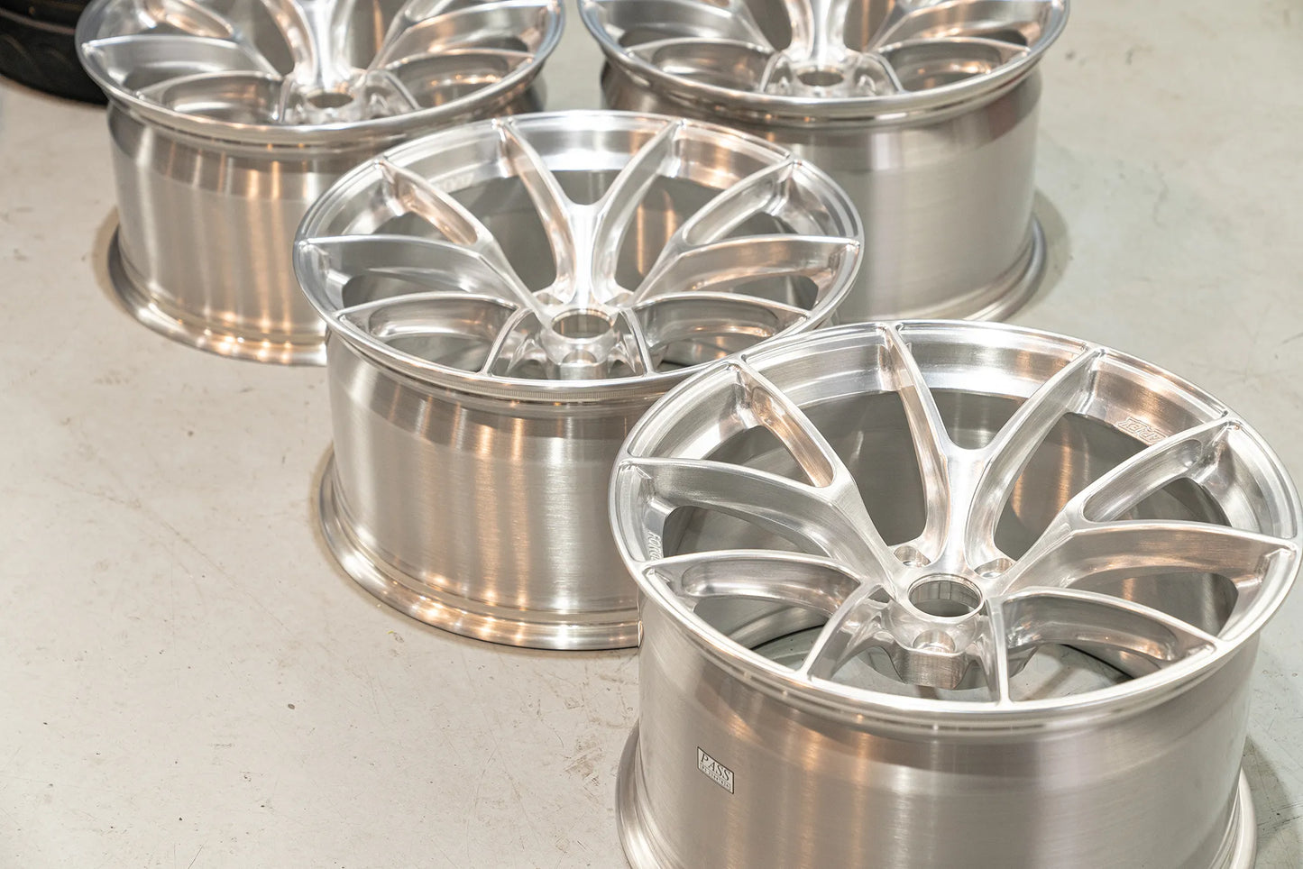 BMW 19 Inch Apex Wheels VS-5RS 5x112