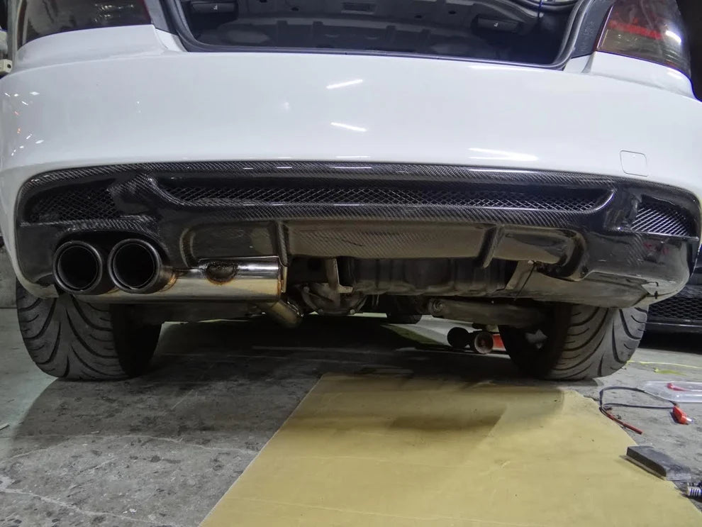 BMW E82 1-Series P Style Carbon Fiber Diffuser