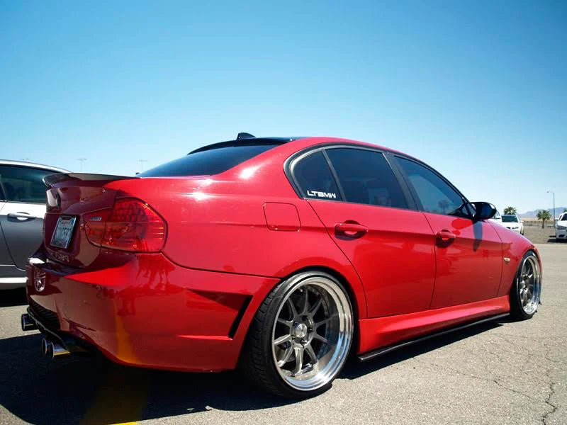 BMW E90 M3 & 3-Series J Style Carbon Fiber Side Skirts